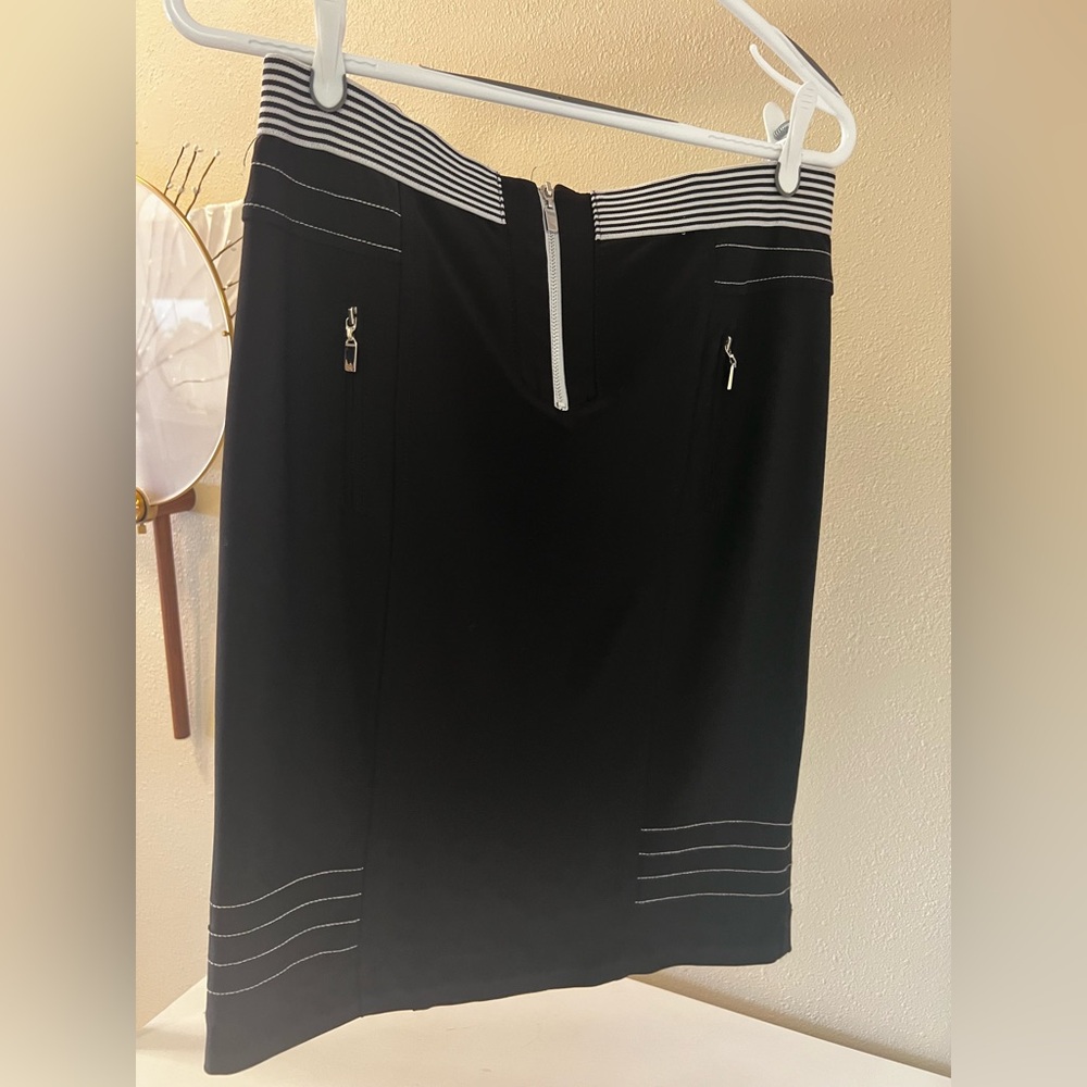 Frank Lyman Black Office Party Pencil Skirt with Striped Comfort Waist size 8